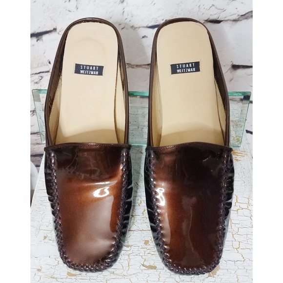 Stuart Weitzman Bronze Patent Leather Mules Like New sz 8AA - Picture 1 of 6